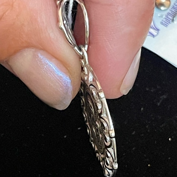 VTG Catholic Religious Medals Lot of 4 Virgin Mary Jesus Padre Pio  Padua #10 - Picture 4 of 5